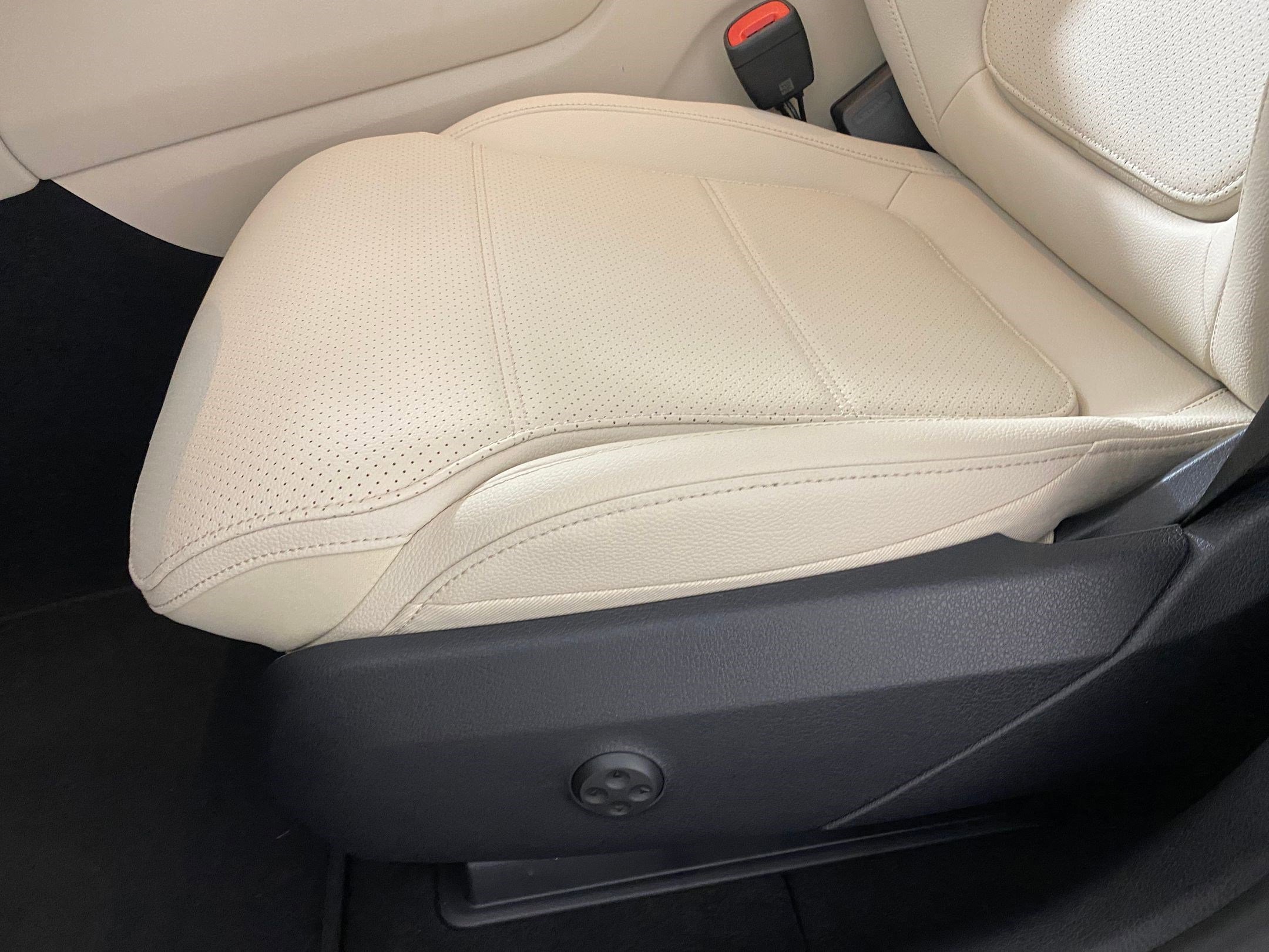 Used 2026 Mercedes-Benz GLC 300 4MATIC image 12