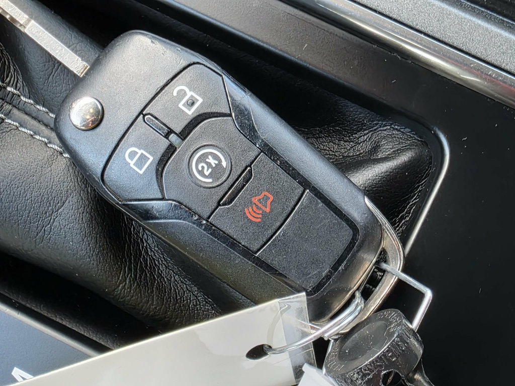 Used 2018 Ford F150 Raptor w/ Equipment Group 801A Mid image 38