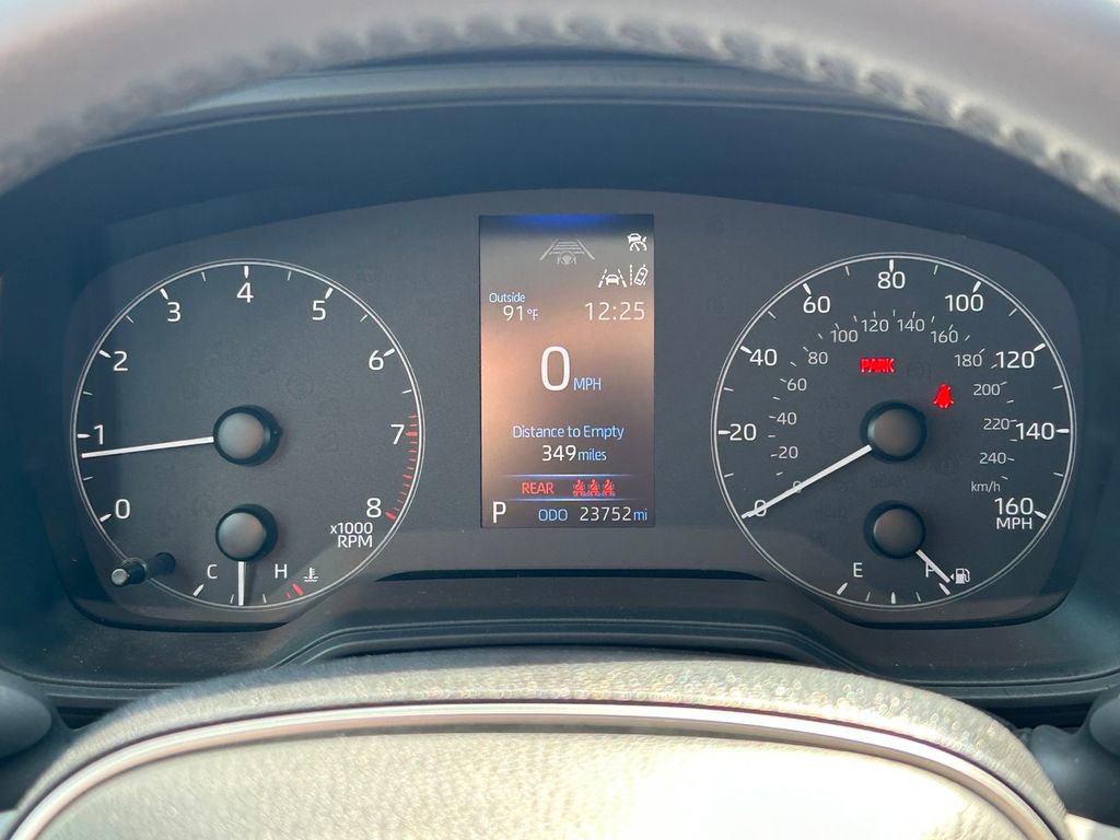 Used 2024 Toyota Corolla SE FWD image 30