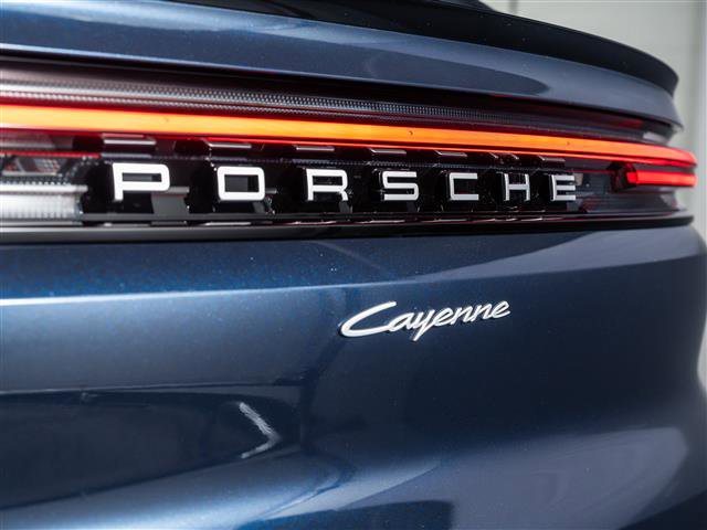 New 2026 Porsche Cayenne Coupe image 30