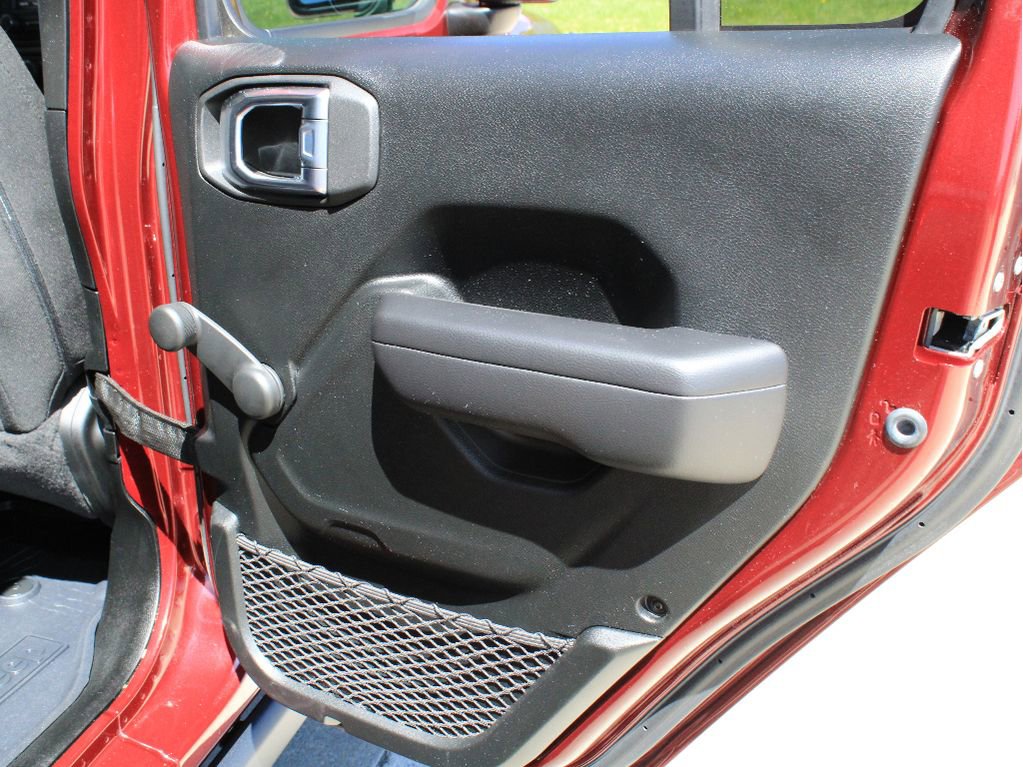 Certified 2021 Jeep Gladiator Sport AWD/4WD image 27