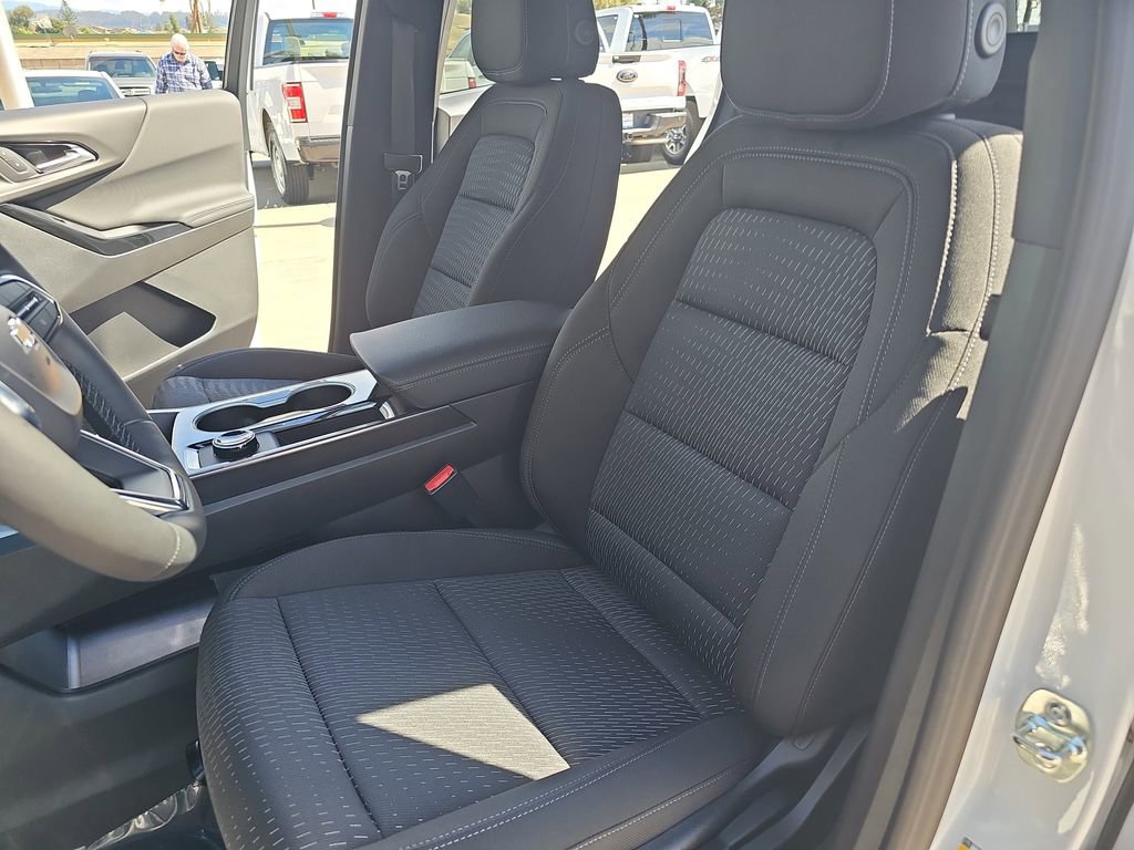 New 2026 Chevrolet Equinox LT image 17