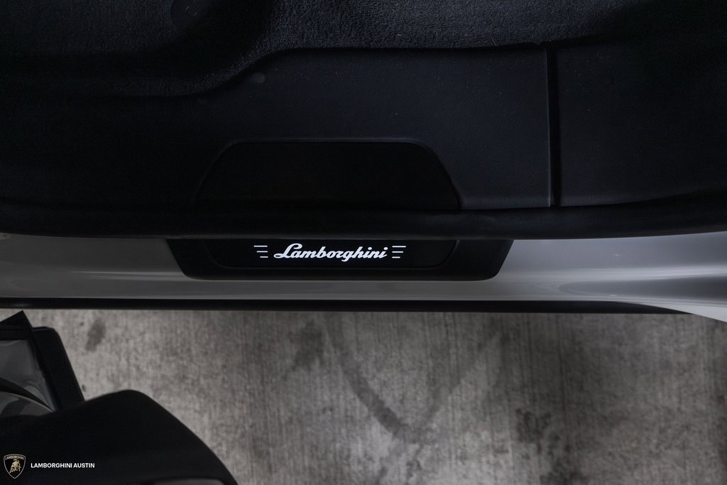 Used 2024 Lamborghini Urus S image 37