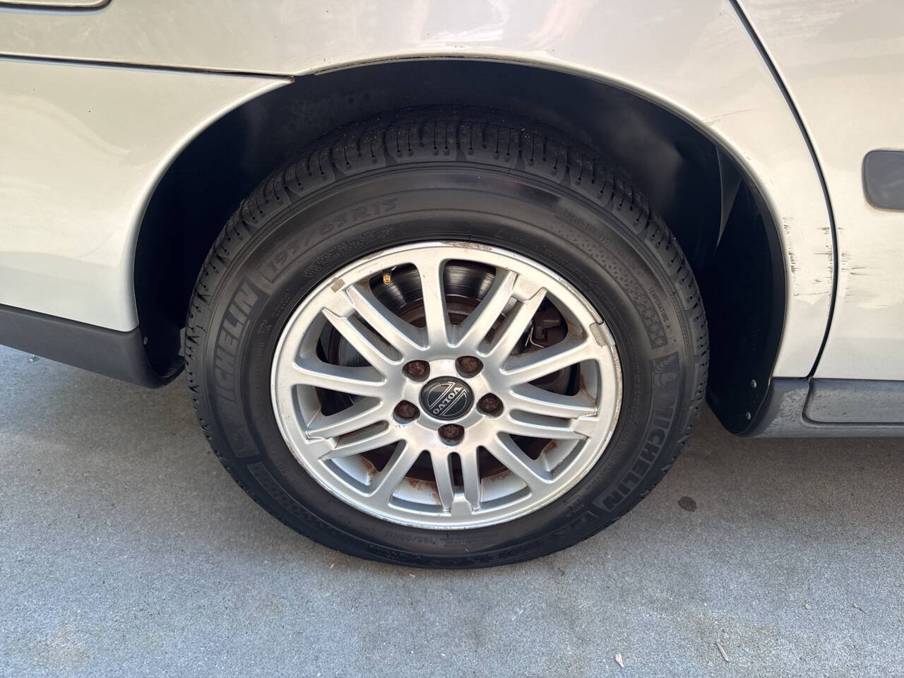 Used 2004 Volvo S60 2.4 FWD image 23