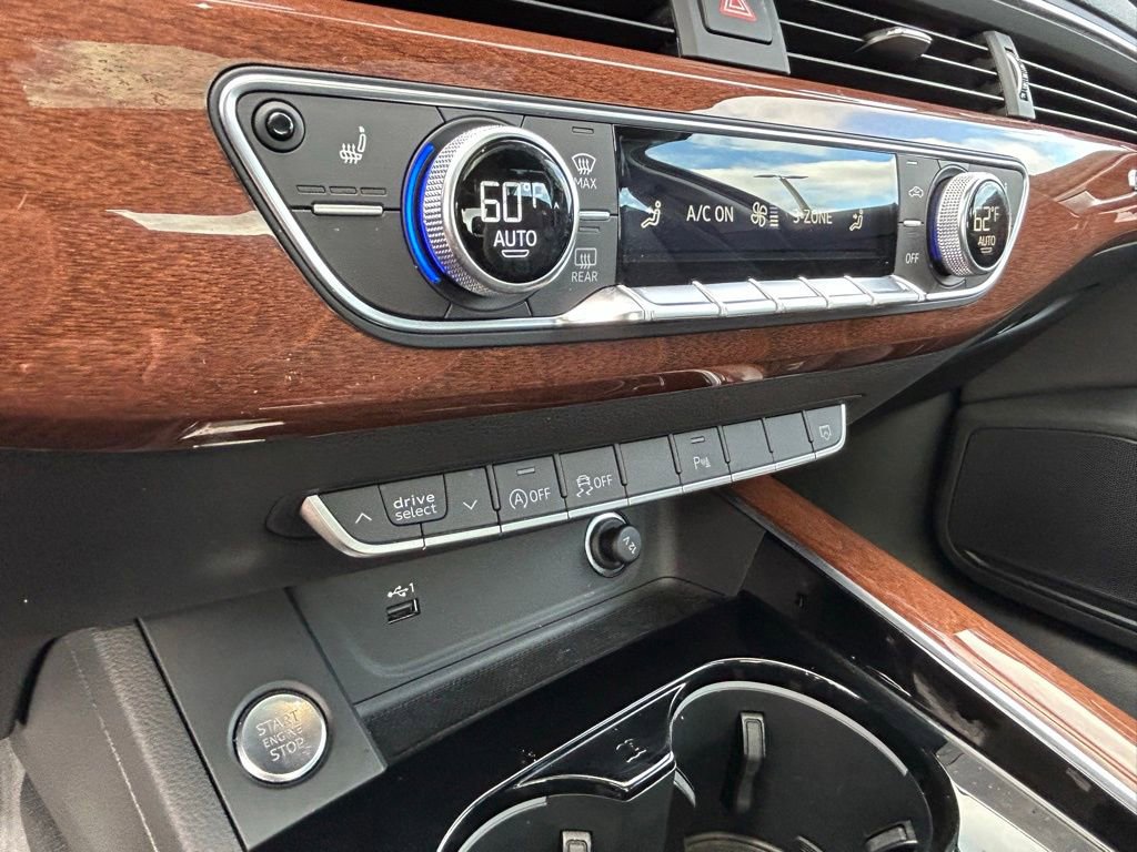 Used 2023 Audi A4 2.0T Premium w/ Convenience Package image 30