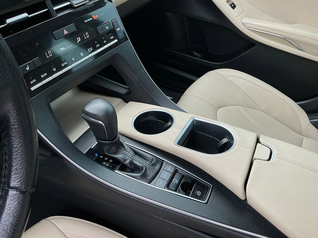 Used 2019 Toyota Avalon image 29