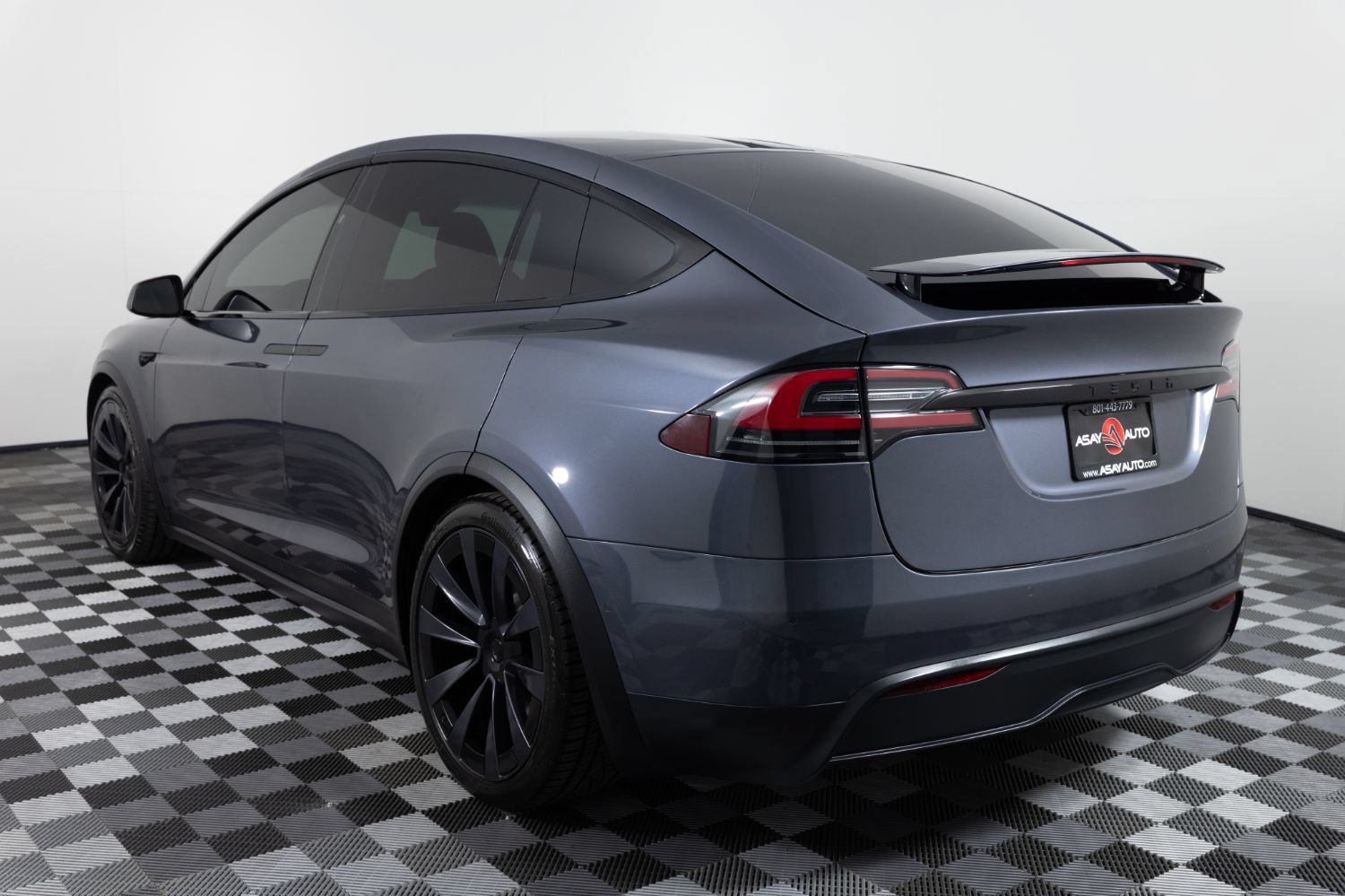 Used 2022 Tesla Model X Plaid AWD/4WD image 5