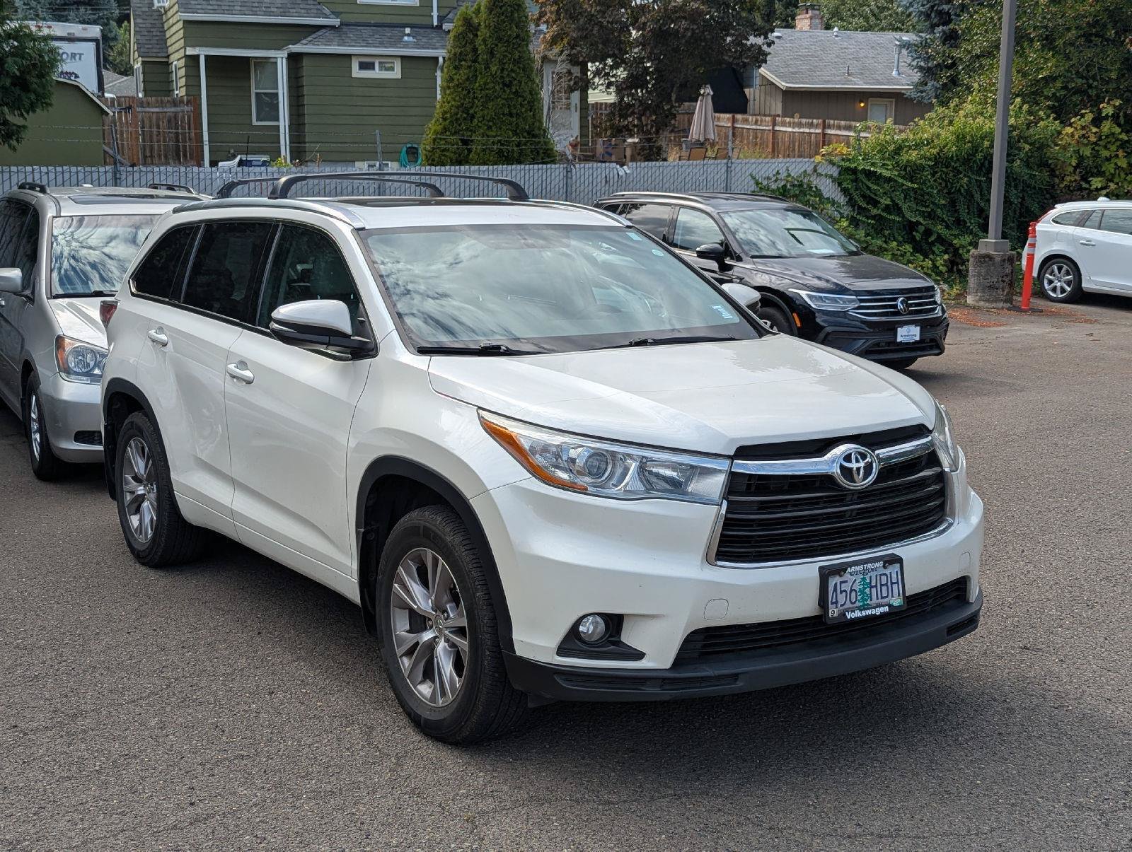 Used 2015 Toyota Highlander XLE AWD/4WD image 10