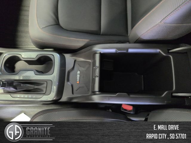 Used 2022 GMC Canyon AT4 w/ Trailering Package image 25