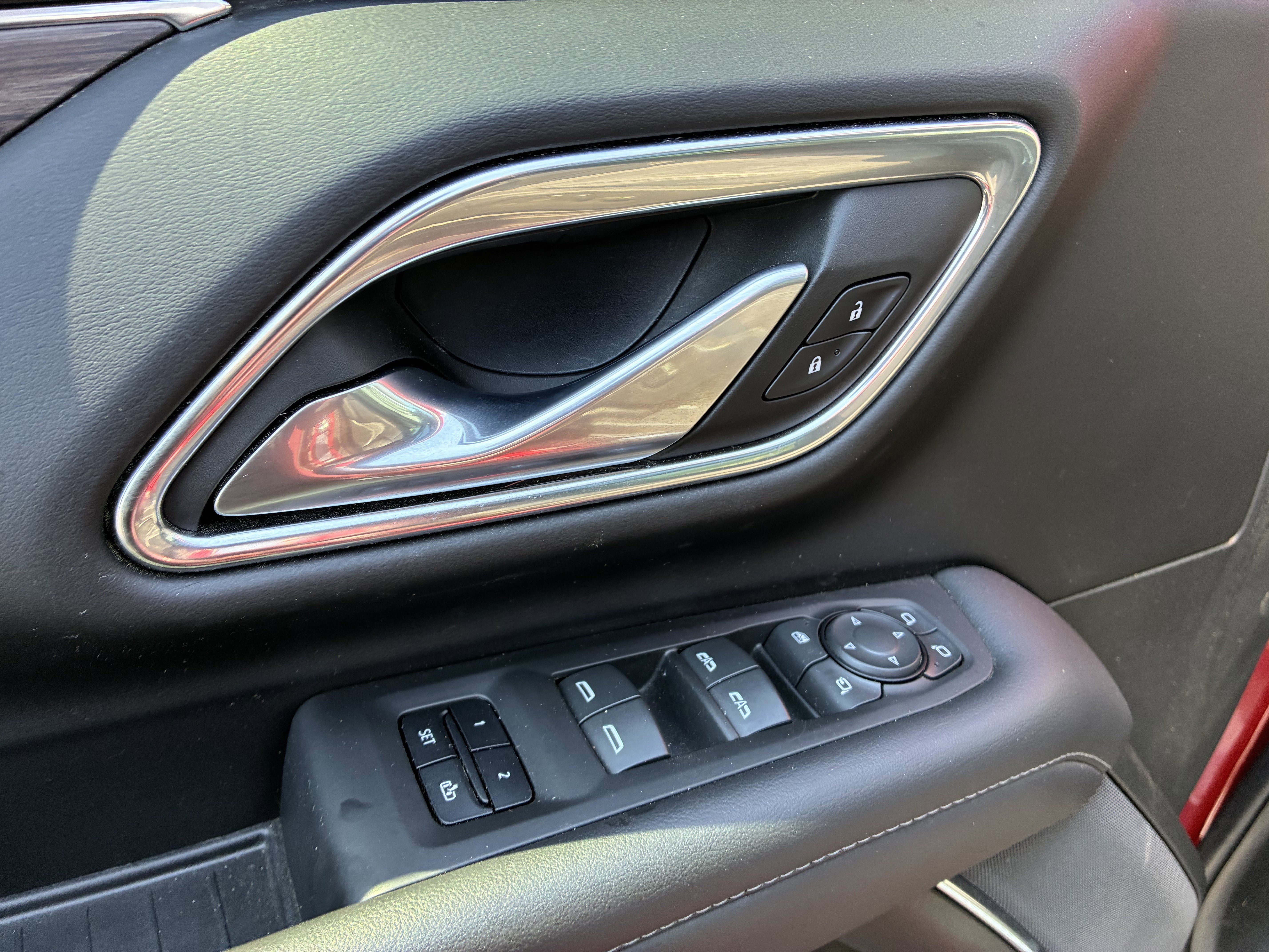 Used 2022 Chevrolet Tahoe LT w/ Luxury Package image 25