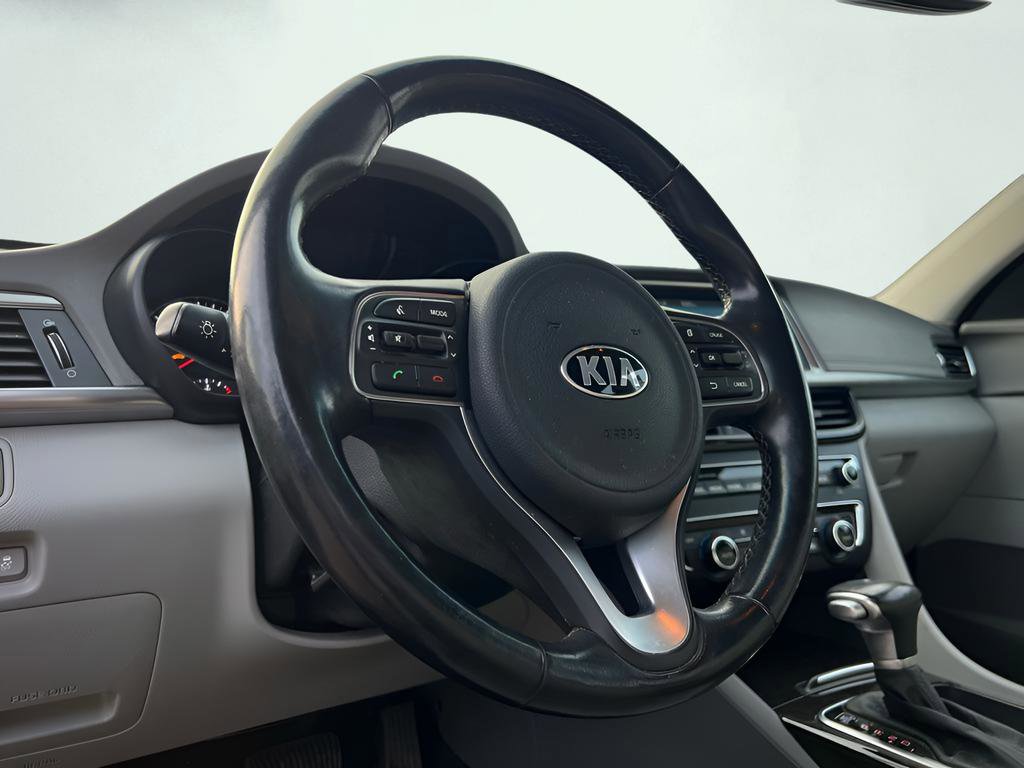 Used 2017 Kia Optima EX image 46