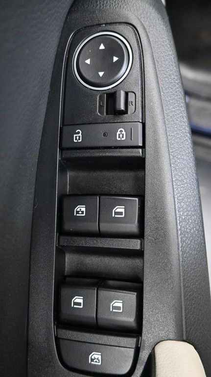Used 2022 Kia Seltos SX AWD/4WD image 23