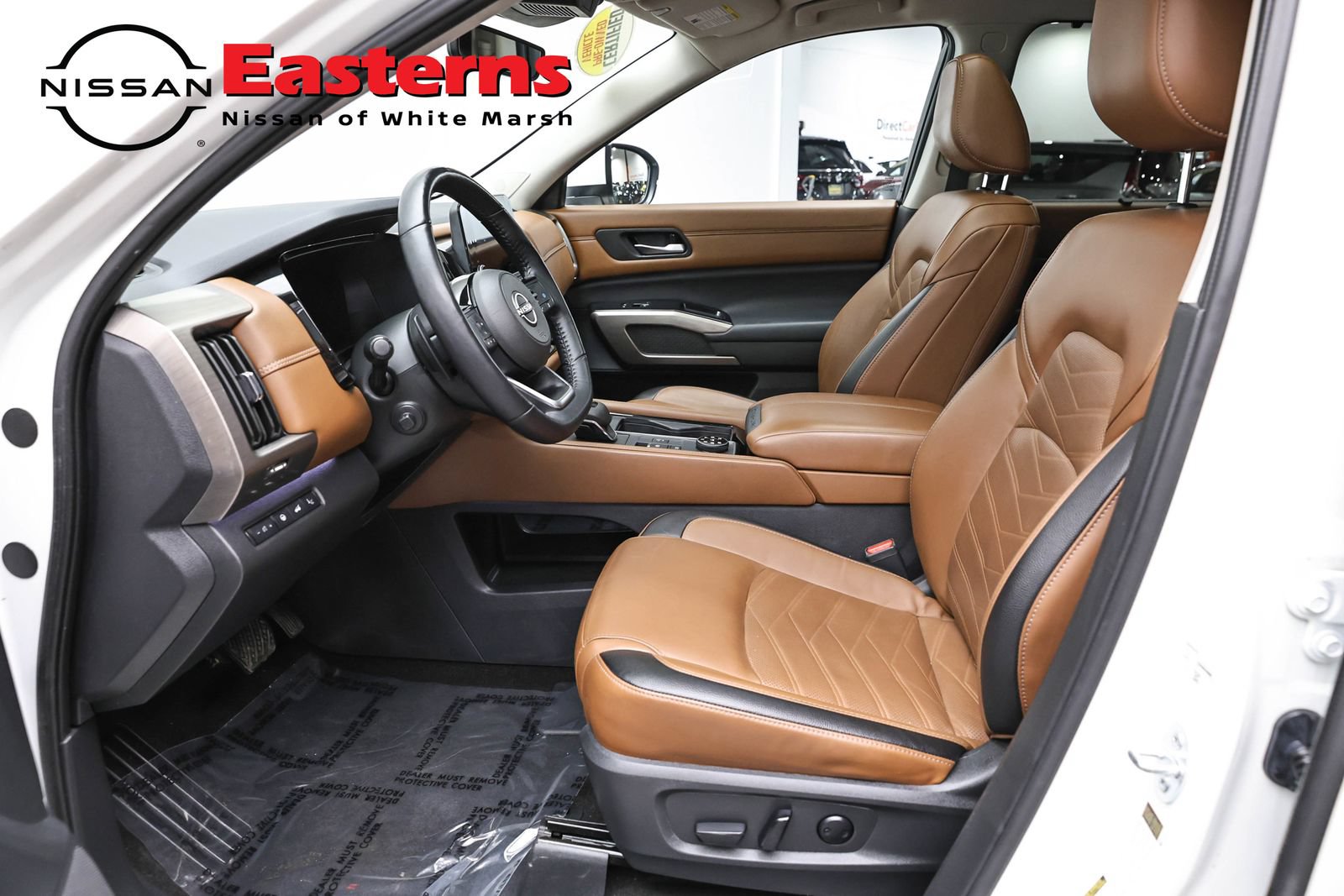 Used 2023 Nissan Pathfinder Platinum AWD/4WD image 14