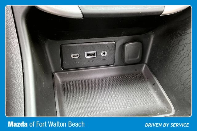 Used 2022 GMC Terrain SLE FWD image 25