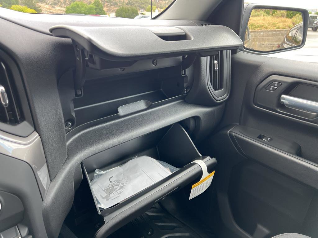 New 2026 GMC Sierra 1500 Pro w/ Pro Value Package image 32