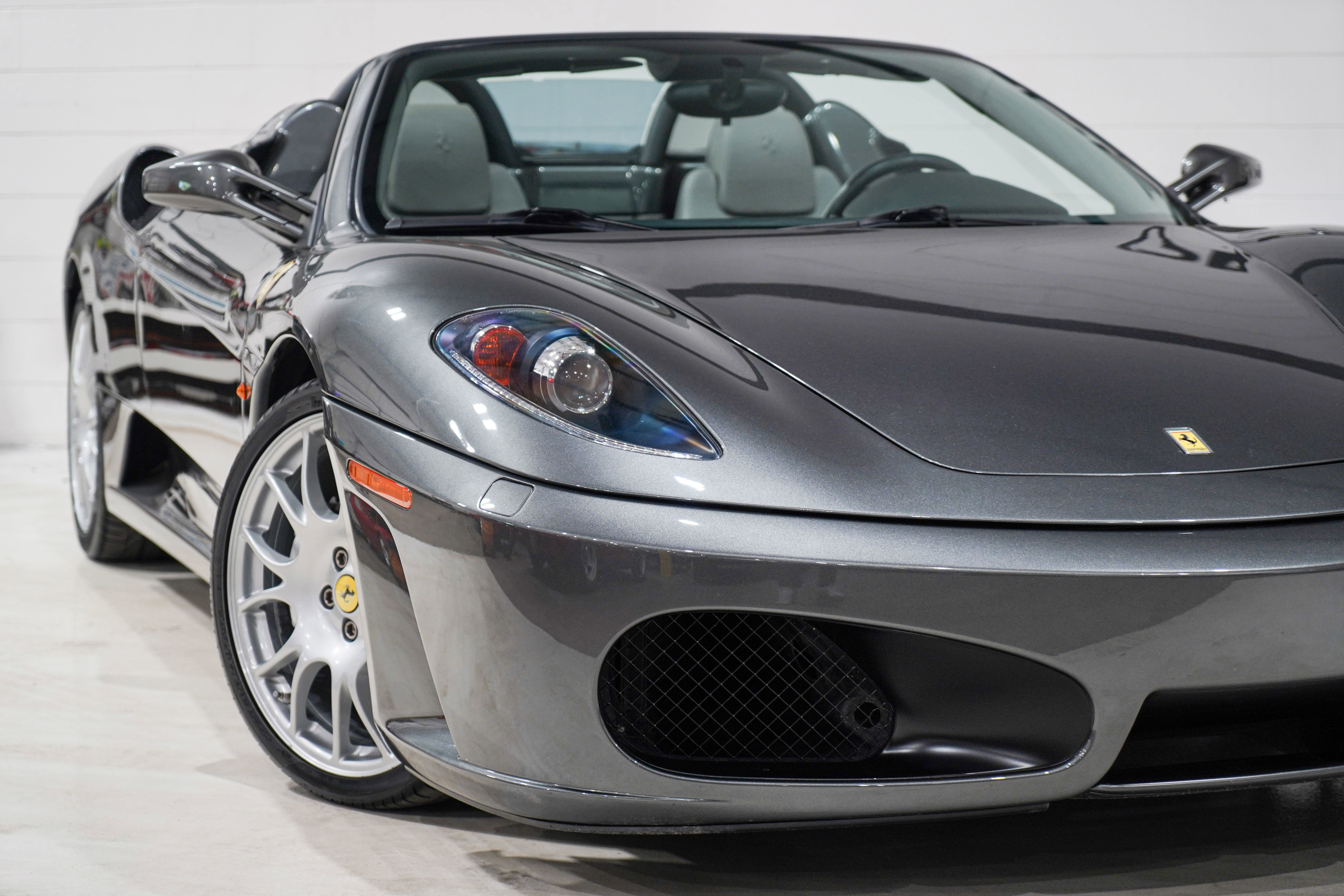 Used 2005 Ferrari F430 Spider RWD image 25