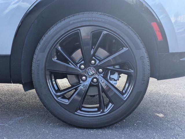 Used 2025 Buick Envision Sport Touring AWD/4WD image 13