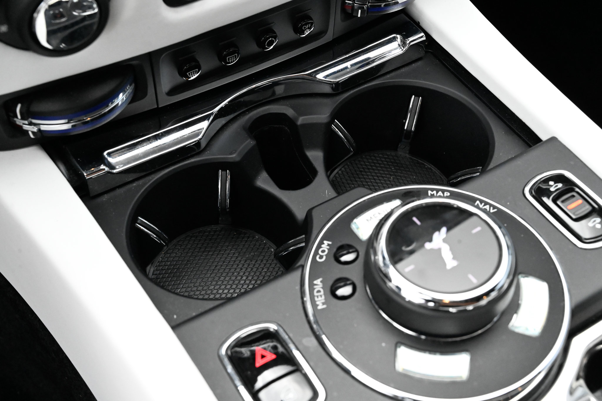 Used 2018 Rolls-Royce Ghost RWD image 30