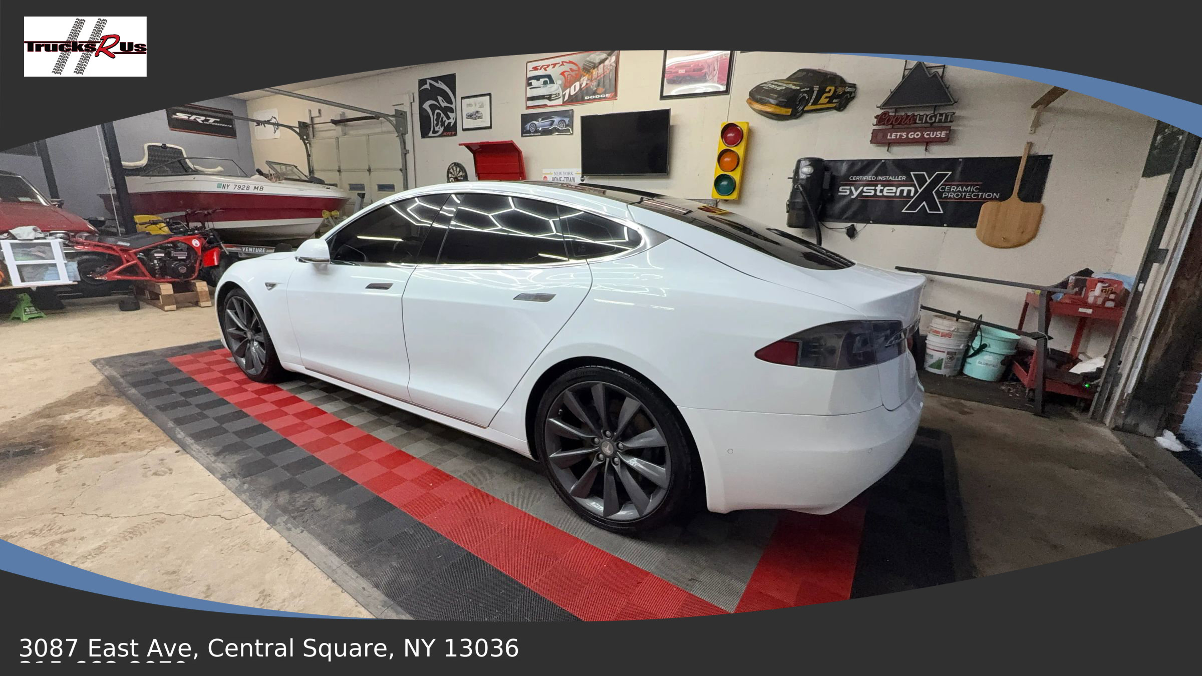 Used 2016 Tesla Model S 90D image 5