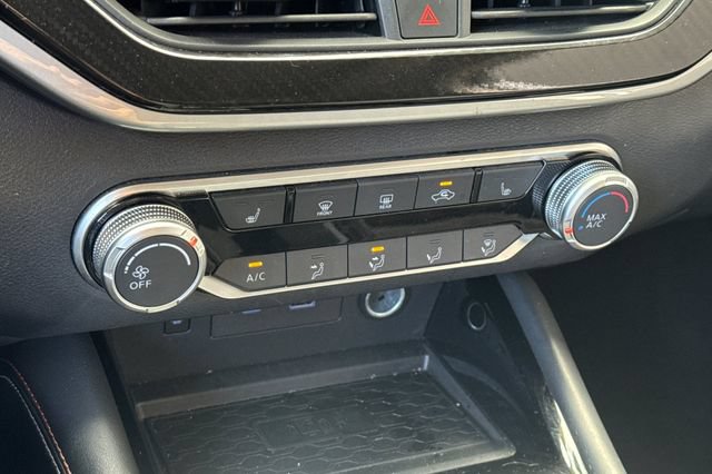 Used 2023 Nissan Altima 2.5 SR w/ SR Premium Package FWD image 20