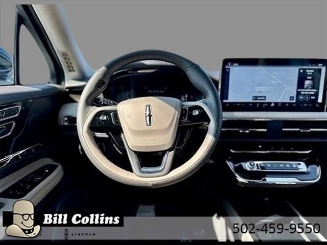 New 2024 Lincoln Corsair Grand Touring w/ Rear Removable Package Tray AWD/4WD image 13