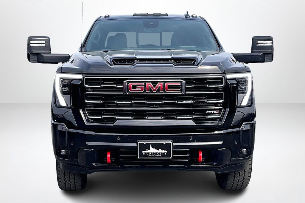 Used 2025 GMC Sierra 2500 AT4 w/ Technology Package AWD/4WD image 2