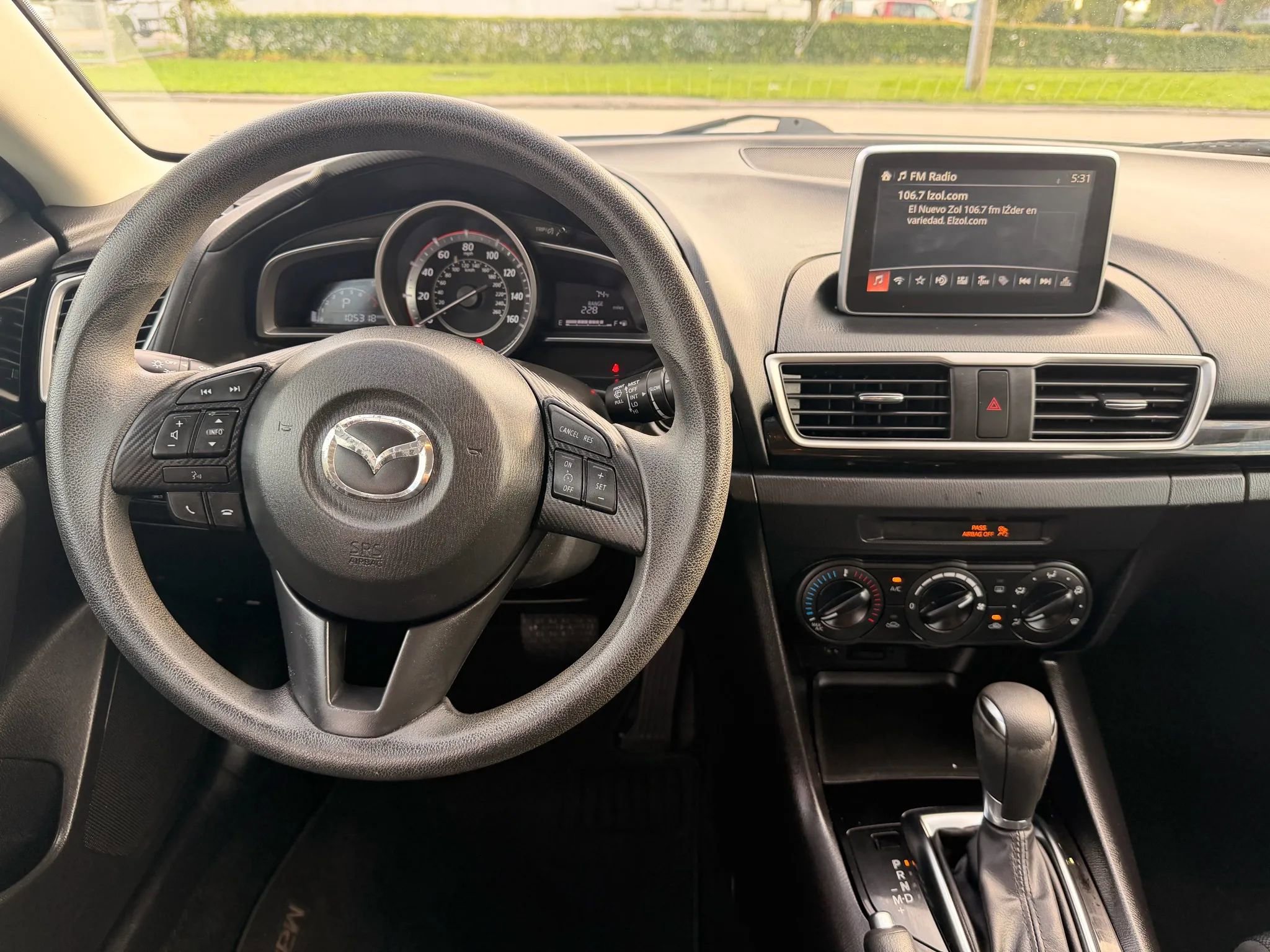 Used 2016 MAZDA MAZDA3 i Sport image 14