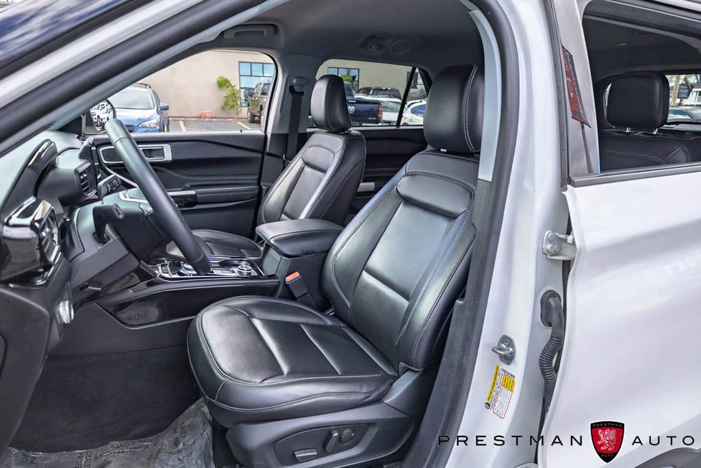 Used 2022 Ford Explorer XLT w/ Equipment Group 202A image 21