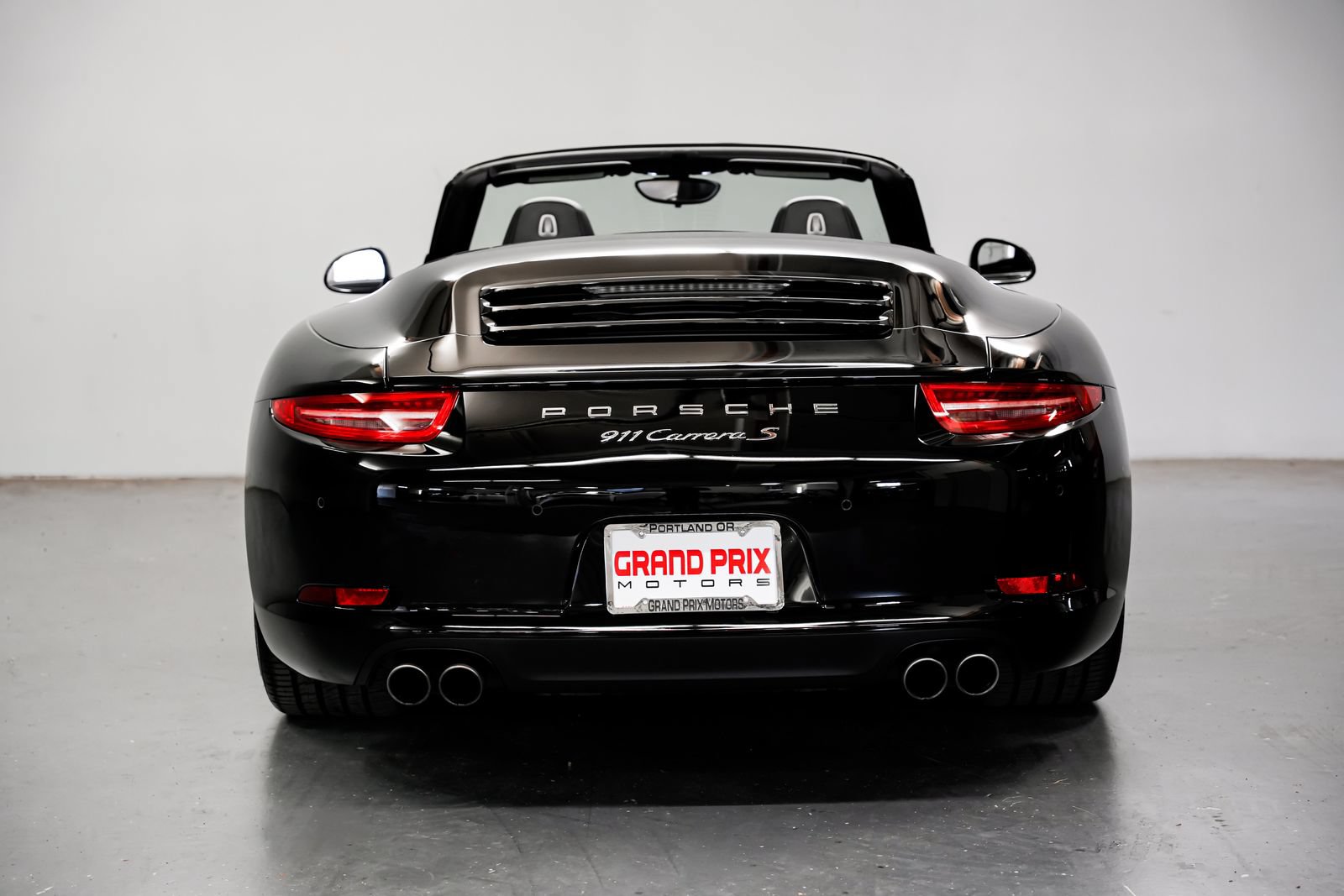 Used 2014 Porsche 911 Carrera S RWD image 4
