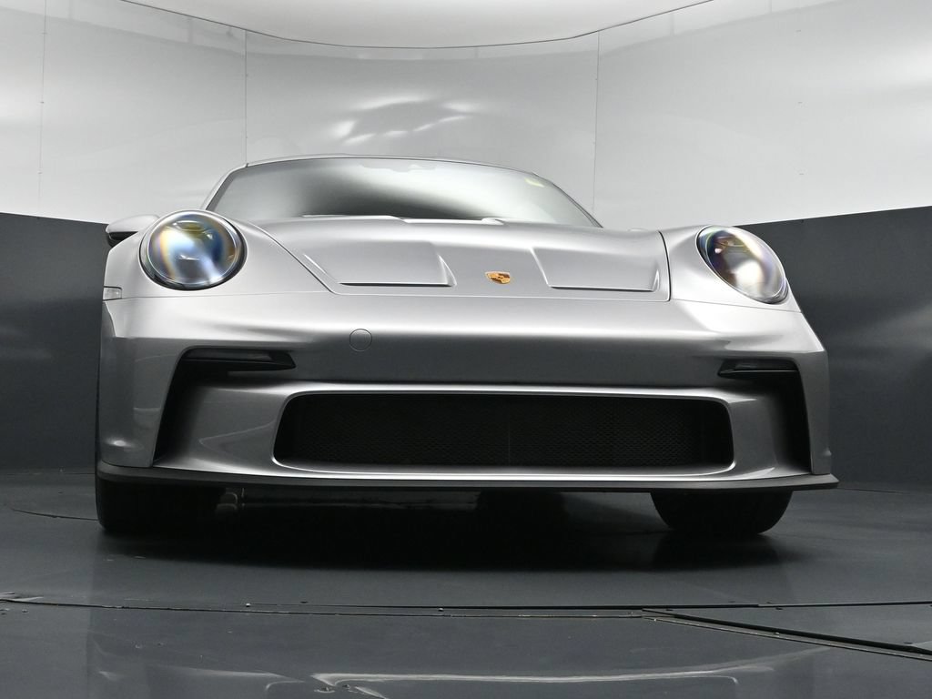 Certified 2024 Porsche 911 GT3 RS RWD image 30