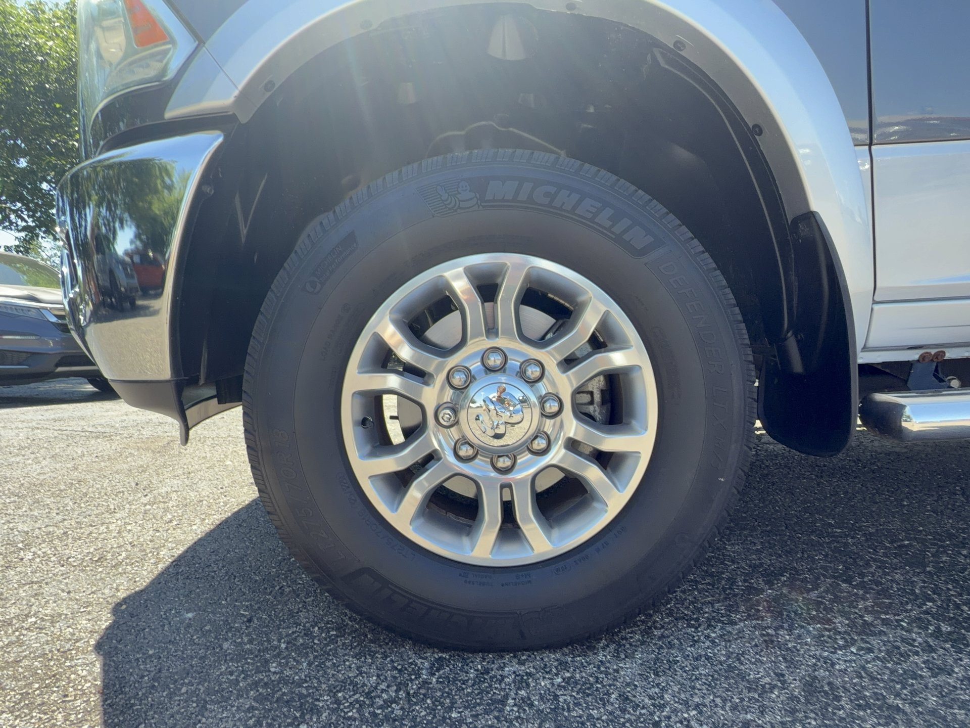 Used 2014 RAM 2500 Laramie AWD/4WD image 9