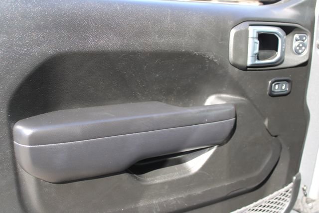 Used 2021 Jeep Wrangler Unlimited Sport AWD/4WD image 11