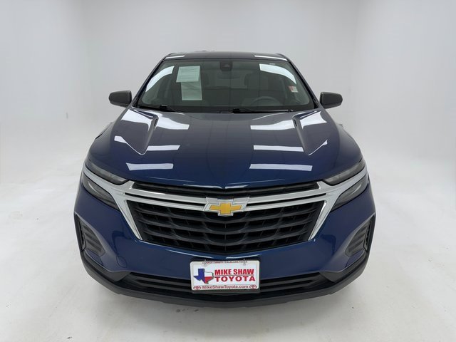 Used 2022 Chevrolet Equinox LS w/ LS Convenience Package image 3