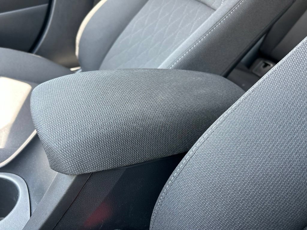 Used 2025 Toyota Corolla LE FWD image 35
