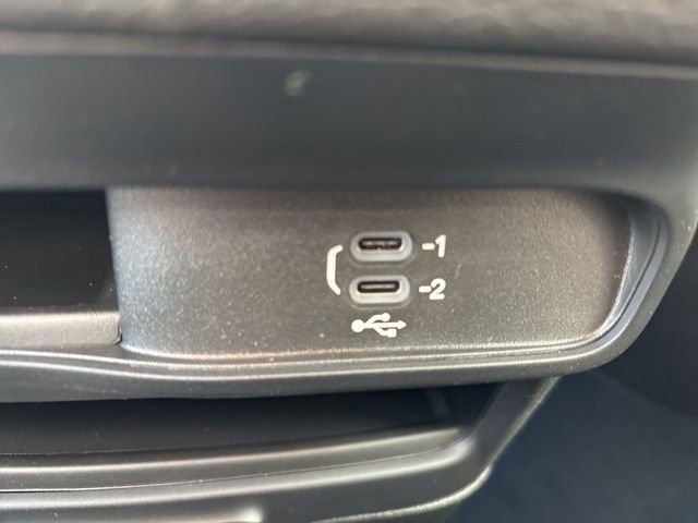 New 2026 Chrysler Pacifica Select w/ S Appearance Package image 14