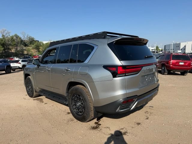 Used 2024 Lexus LX 600 4WD w/ Luxury Package image 3