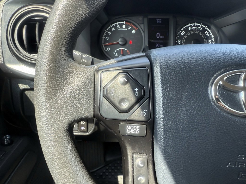 Used 2019 Toyota Tacoma SR image 18