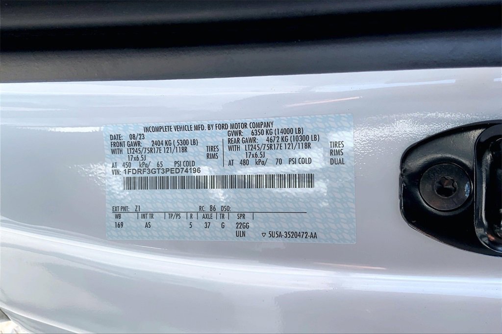 New 2023 Ford F350 XL w/ XL Chrome Package image 11