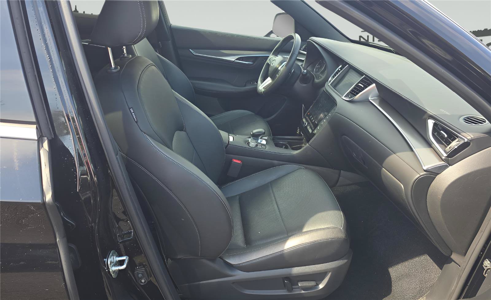Used 2023 INFINITI QX55 Essential AWD/4WD image 8