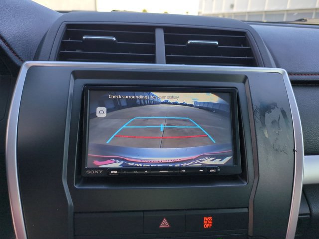 Used 2016 Toyota Camry SE FWD image 10