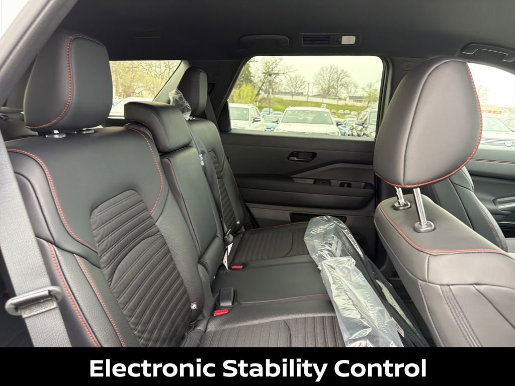New 2026 Nissan Pathfinder Rock Creek image 36