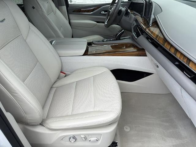 Certified 2024 Cadillac Escalade ESV Sport Platinum AWD/4WD image 13