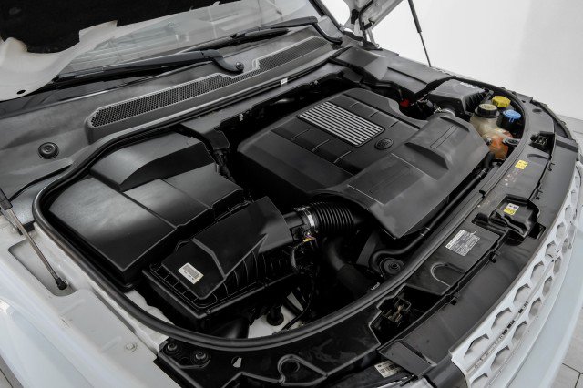 Used 2015 Land Rover LR4 HSE LUX image 57