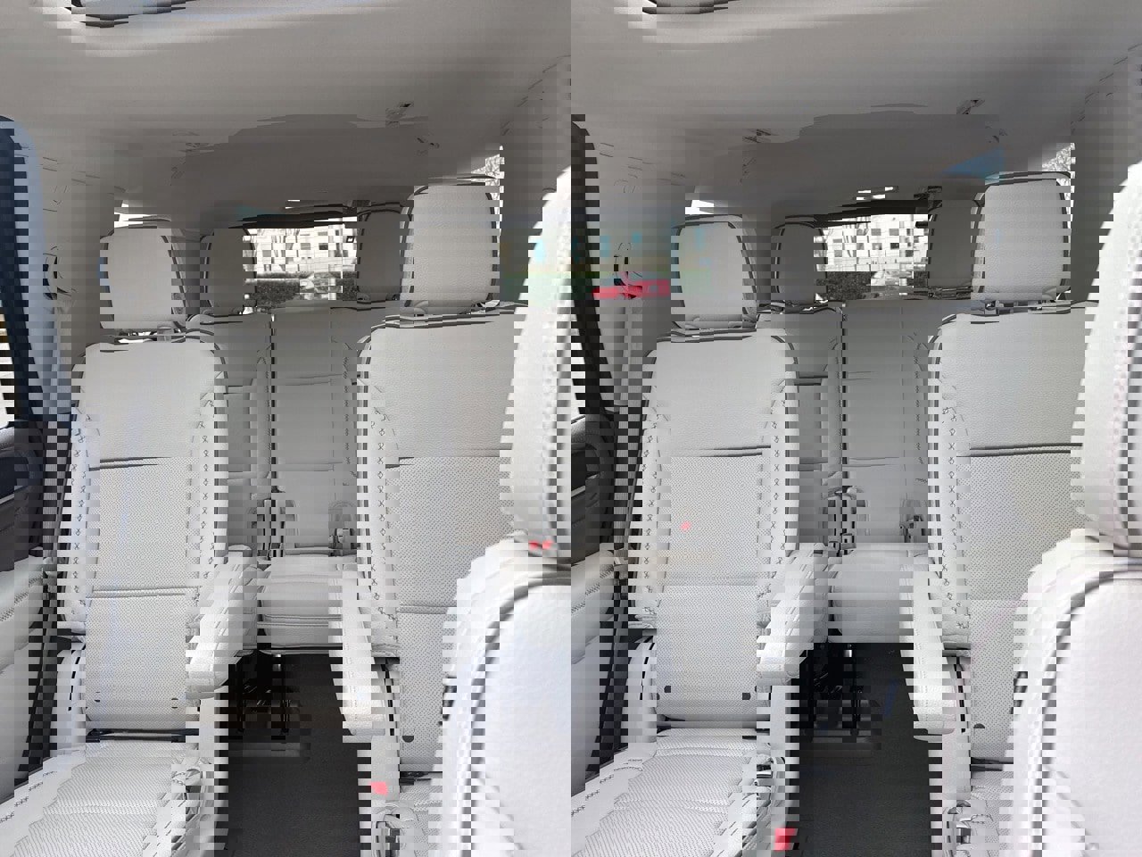 Used 2024 GMC Yukon Denali image 10