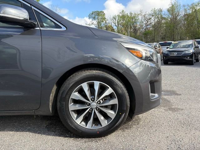Used 2017 Kia Sedona SX image 32