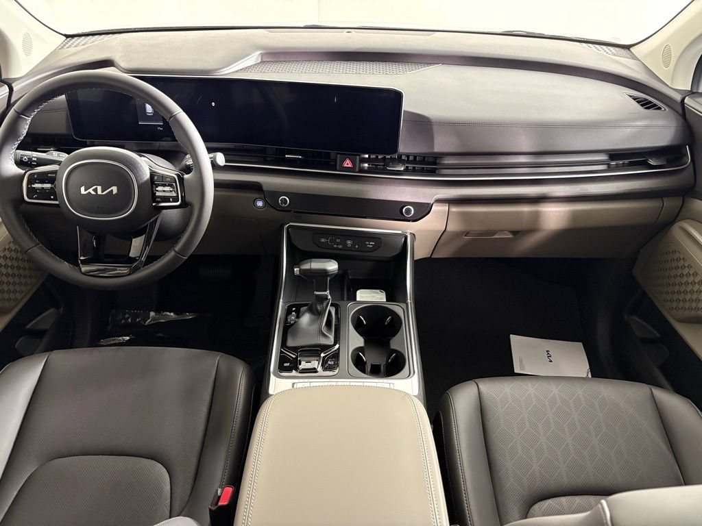 New 2026 Kia Carnival EX FWD image 13