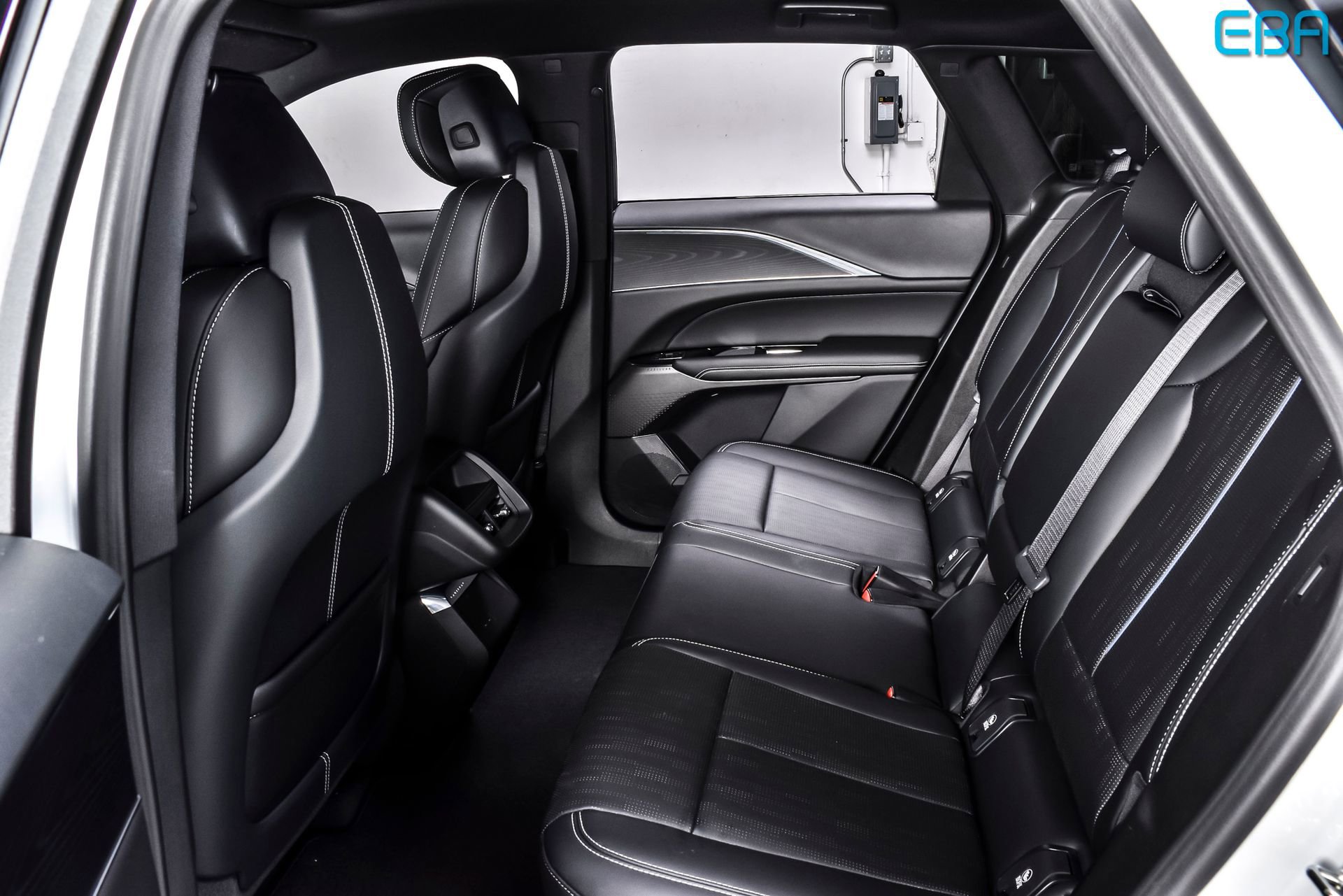 Used 2024 Cadillac Lyriq Luxury RWD image 18