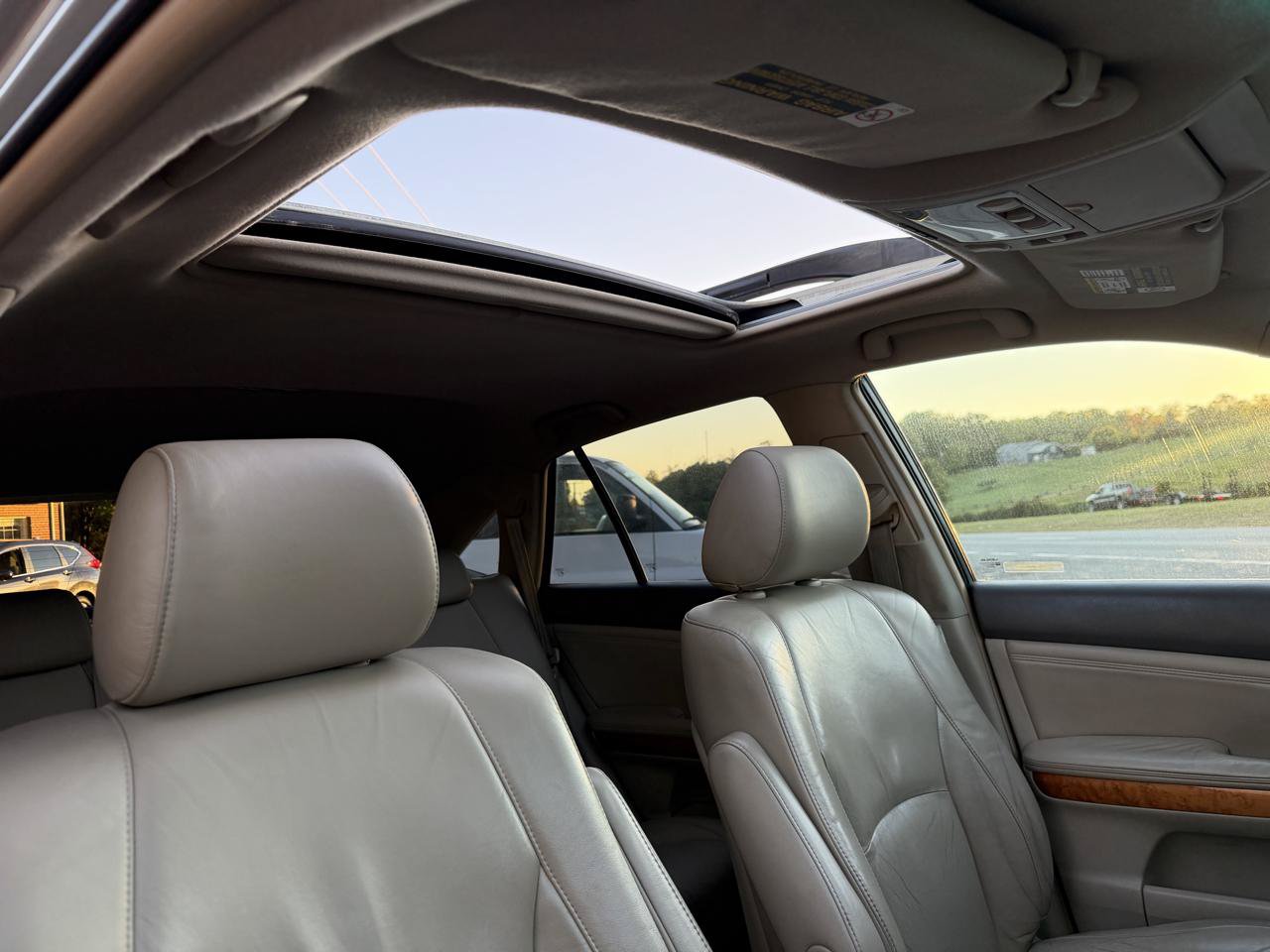 Used 2005 Lexus RX 330 AWD w/ Premium Plus Pkg image 25