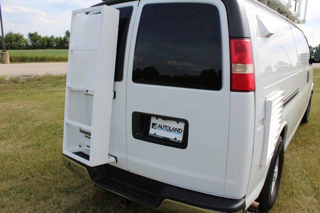 Used 2014 Chevrolet Express 3500 Extended image 10