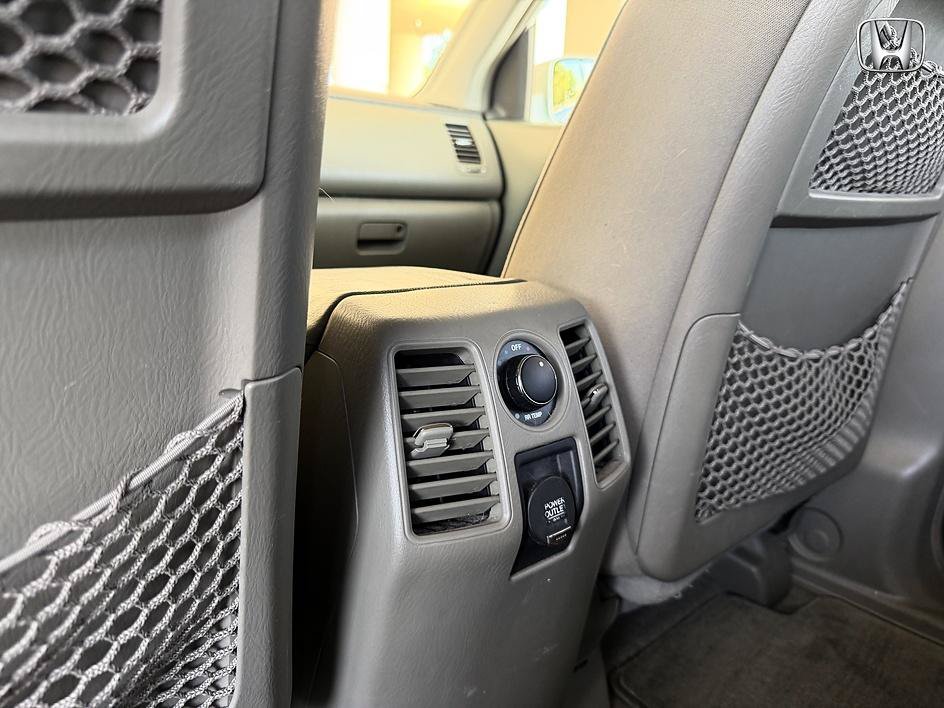 Used 2006 Honda Pilot EX image 22